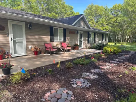 33798 Twin Oaks Trail W Motley MN 56466