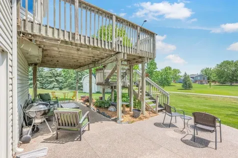 812 Larkspur Court Shakopee MN 55379