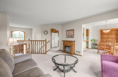 812 Larkspur Court Shakopee MN 55379