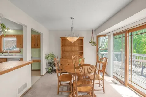 812 Larkspur Court Shakopee MN 55379