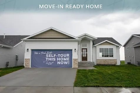 2962 74 Avenue S Fargo ND 58104