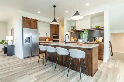 6867 Sun Valley Boulevard Horace ND 58047