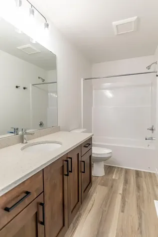 6867 Sun Valley Boulevard Horace ND 58047