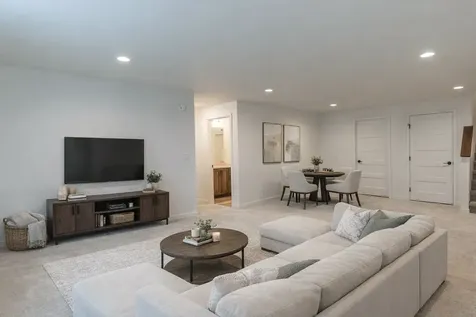 6867 Sun Valley Boulevard Horace ND 58047