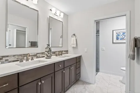 124 Ardmore Drive Golden Valley MN 55422
