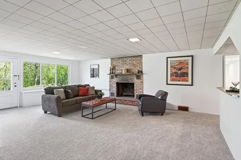 124 Ardmore Drive Golden Valley MN 55422