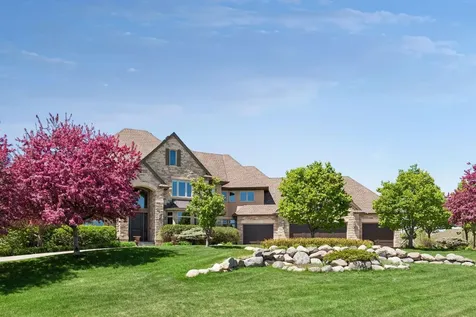225 Calamus Circle Medina MN 55340