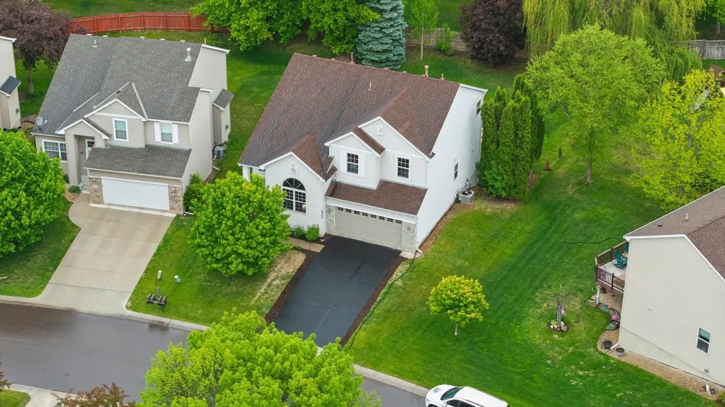 8962 Peony Lane N Maple Grove MN 55311