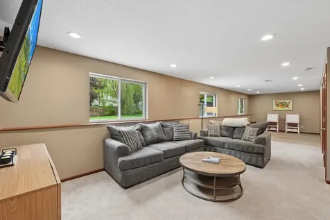 8962 Peony Lane N Maple Grove MN 55311