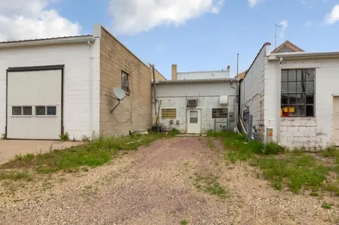 127 1st Street SE Fairfax MN 55332