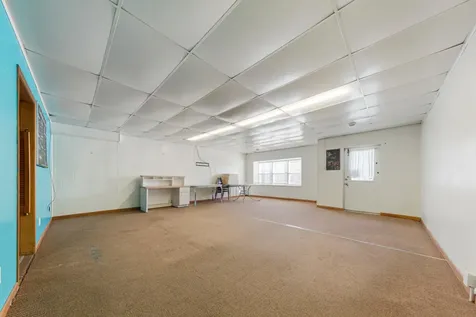 127 1st Street SE Fairfax MN 55332