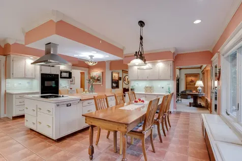 4151 Rice Street Shoreview MN 55126