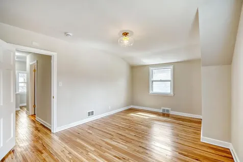 124 King Street W Saint Paul MN 55107