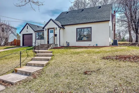 124 King Street W Saint Paul MN 55107