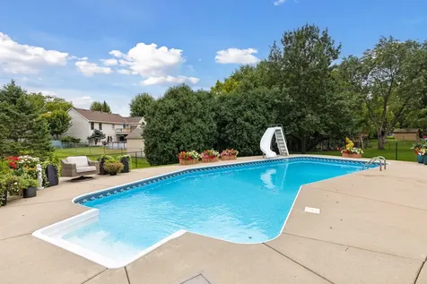 6081 N Ridge Drive Savage MN 55378