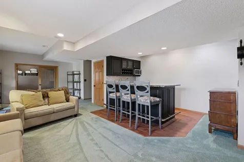 6081 N Ridge Drive Savage MN 55378