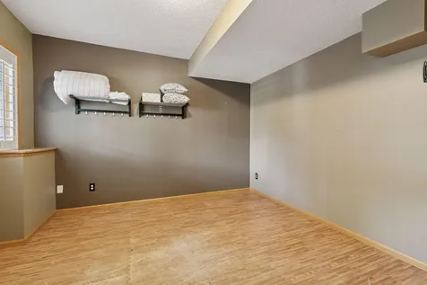 6081 N Ridge Drive Savage MN 55378