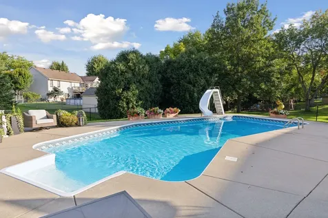 6081 N Ridge Drive Savage MN 55378