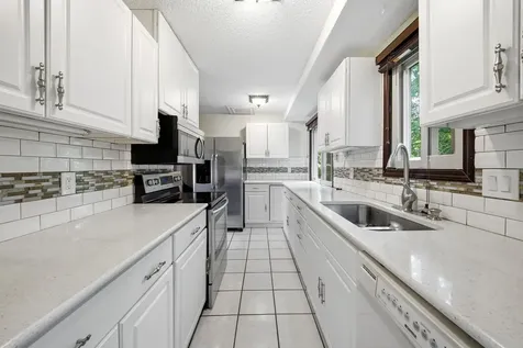 2103 Marquis Road Golden Valley MN 55427