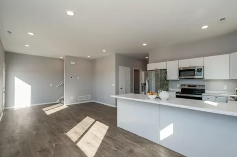3129 & 3131 Noble Drive Mankato MN 56001