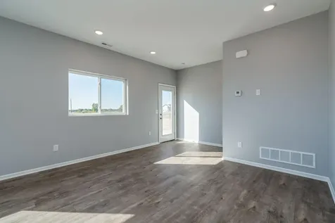 3129 & 3131 Noble Drive Mankato MN 56001