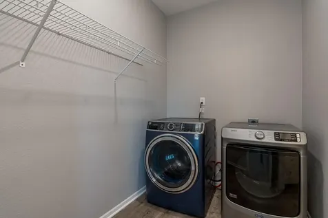 3129 & 3131 Noble Drive Mankato MN 56001