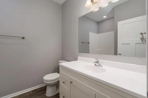 3129 & 3131 Noble Drive Mankato MN 56001