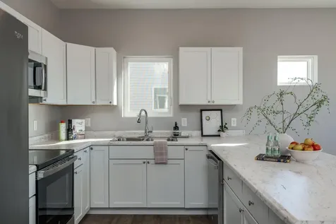 3129 & 3131 Noble Drive Mankato MN 56001