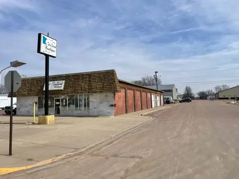 101 N Cass Avenue Springfield MN 56087