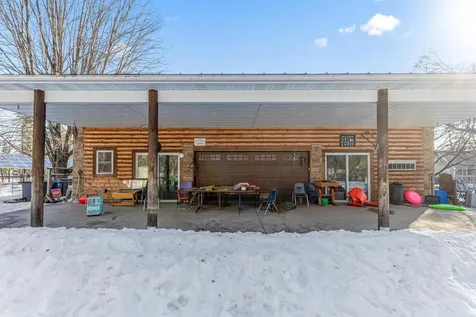 1709/1695 Mcknight Road N Maplewood MN 55109