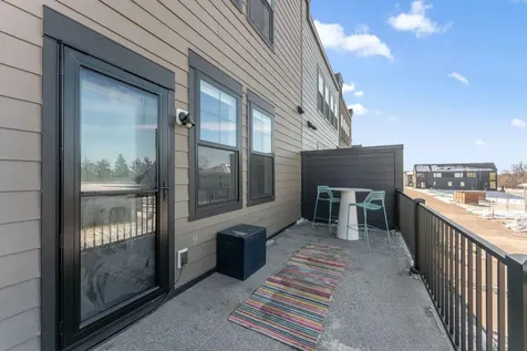 879 Woodlawn Avenue Saint Paul MN 55116