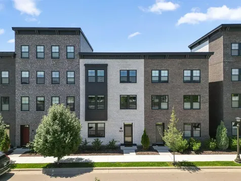 879 Woodlawn Avenue Saint Paul MN 55116