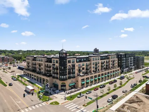 879 Woodlawn Avenue Saint Paul MN 55116