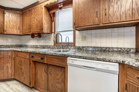 313 3rd Street SE Pelican Rapids MN 56572