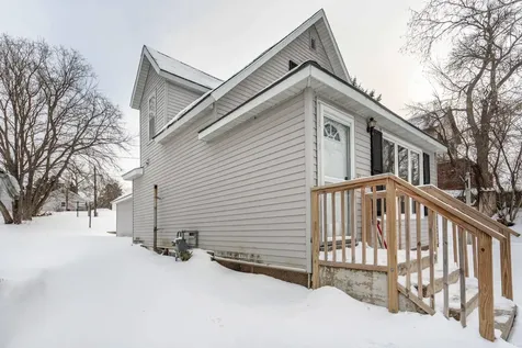 313 3rd Street SE Pelican Rapids MN 56572