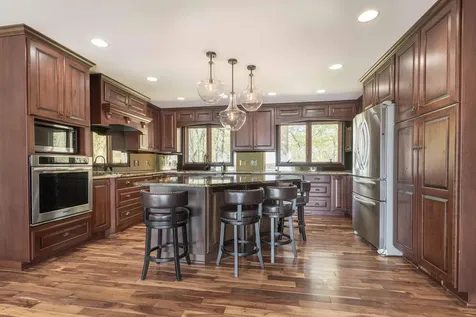 2303 S Le Homme Dieu Drive NE Alexandria MN 56308