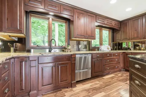 2303 S Le Homme Dieu Drive NE Alexandria MN 56308