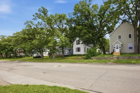 315 Park Street Detroit Lakes MN 56501