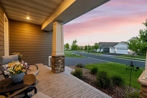 9062 7th Street N Lake Elmo MN 55042