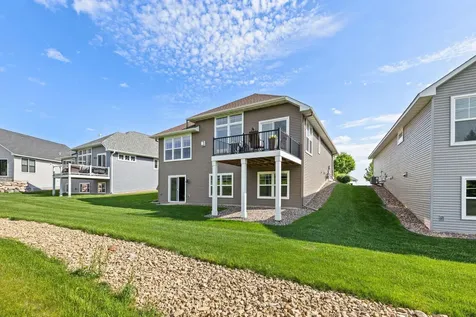 9062 7th Street N Lake Elmo MN 55042