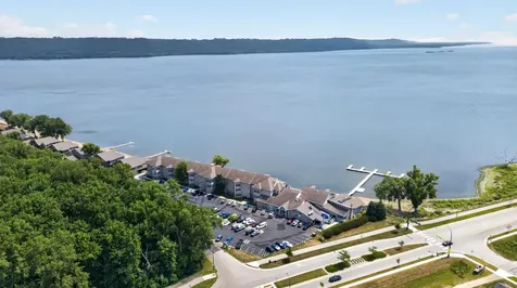 1702 N Lakeshore Drive Lake City MN 55041