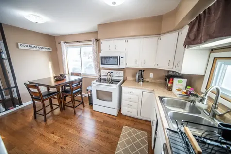 907 40th Street NW Rochester MN 55901