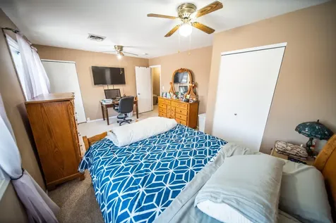907 40th Street NW Rochester MN 55901