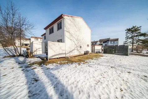 907 40th Street NW Rochester MN 55901