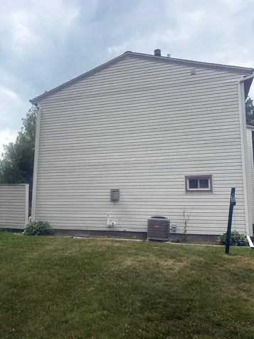 907 40th Street NW Rochester MN 55901