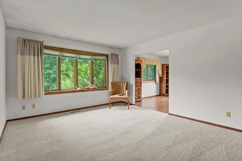 1445 Brittany Road Hastings MN 55033