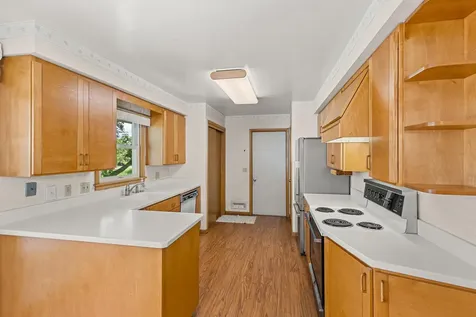 685 51st Avenue NE Columbia Heights MN 55421