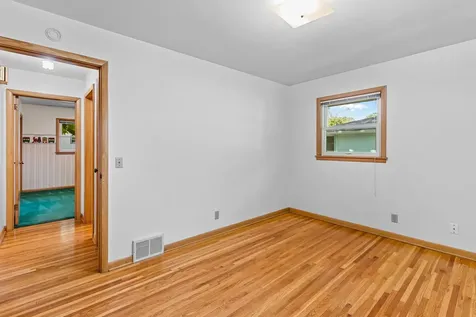 685 51st Avenue NE Columbia Heights MN 55421