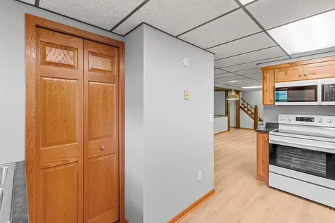 685 51st Avenue NE Columbia Heights MN 55421