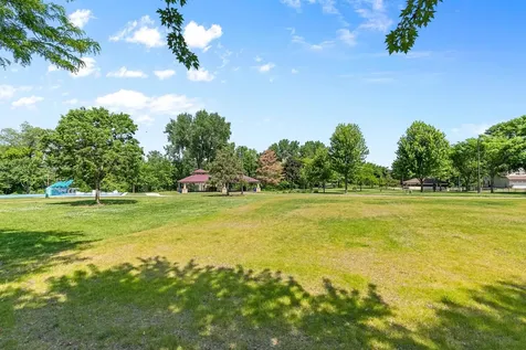 685 51st Avenue NE Columbia Heights MN 55421